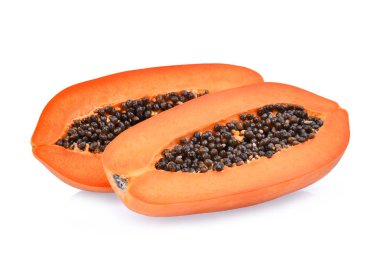 Olgun papaya meyve tohumları üzerinde beyaz adam izole ile yarısı