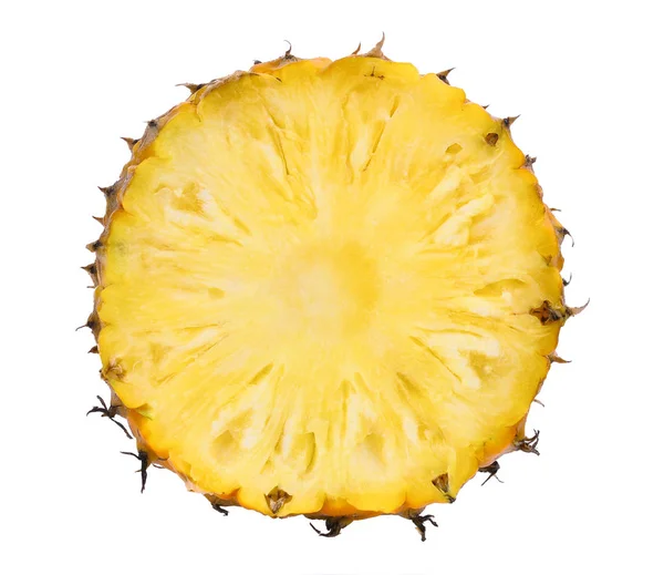 Snijd de helft knippen van ananas geïsoleerd op witte achtergrond — Stockfoto