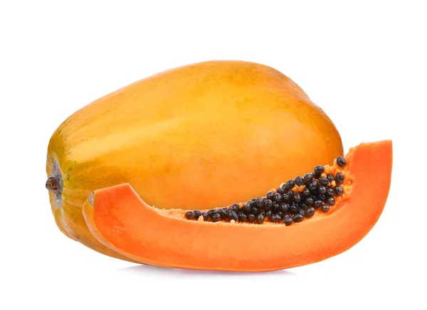 Friss, érett papaya szelet és elszigetelt fehér backgro magok — Stock Fotó