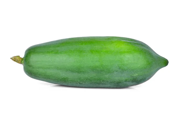 Egész a zöld papaya elszigetelt fehér background — Stock Fotó