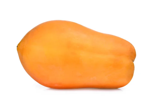 Geheel voor rijpe papaya geïsoleerd op witte achtergrond — Stockfoto