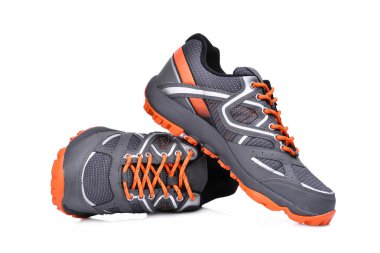 Beyaz arka plan üzerinde izole yeni unbranded spor ayakkabı