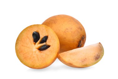 Beyaz arka plan üzerinde izole meyve taze sapodilla