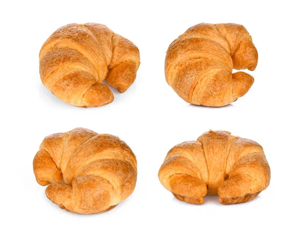 Färsk croissant isolerad på vit bakgrund — Stockfoto
