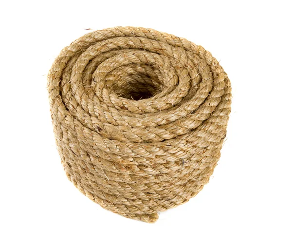 Rouleau de corde de jute isolé sur fond blanc — Photo