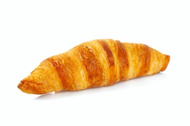 Beyaz arka plan üzerinde izole bir kruvasan