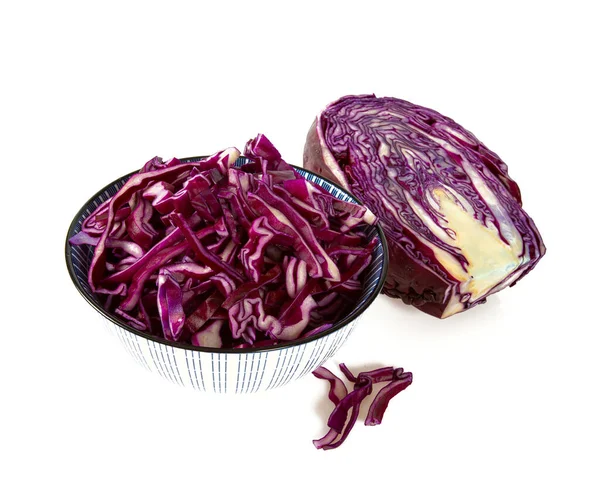 Red cabbage isolated on white backrgound — Stock Photo, Image