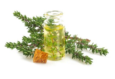 beyaz izole kekik yağı