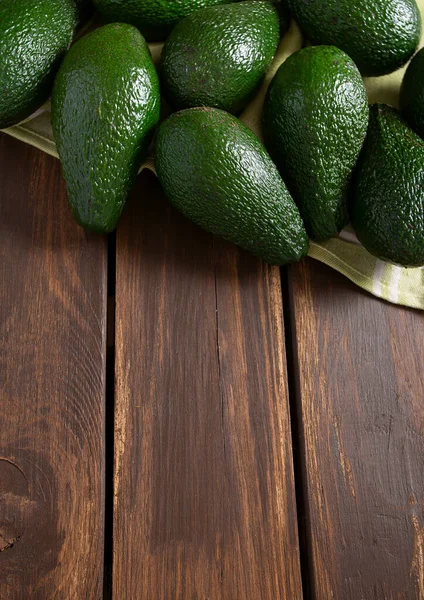 Avocado Donker Houten Oppervlak — Stockfoto