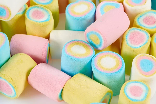 Marshmallow Colorido Superfície Madeira — Fotografia de Stock