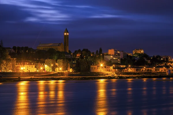 Blois panorama over de rivier Loire — Stockfoto