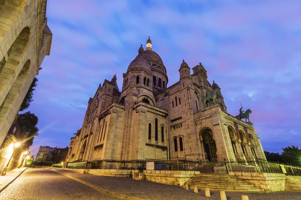 파리에 있는 신성한 심 혼의 대성당 — 스톡 사진