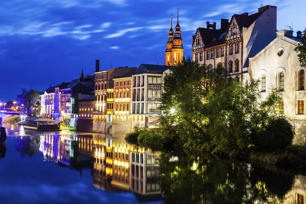 Vieille ville d'Opole en face de la rivière Oder — Photo