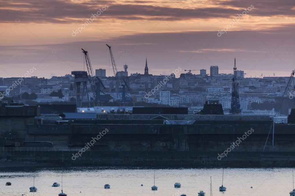 Panorama De Brest Au Lever Du Soleil Photographie Benkrut