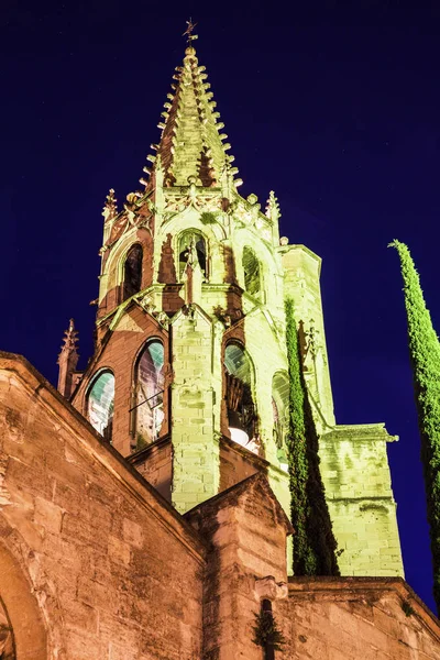 Kirche in der Altstadt von Avignon — Stockfoto