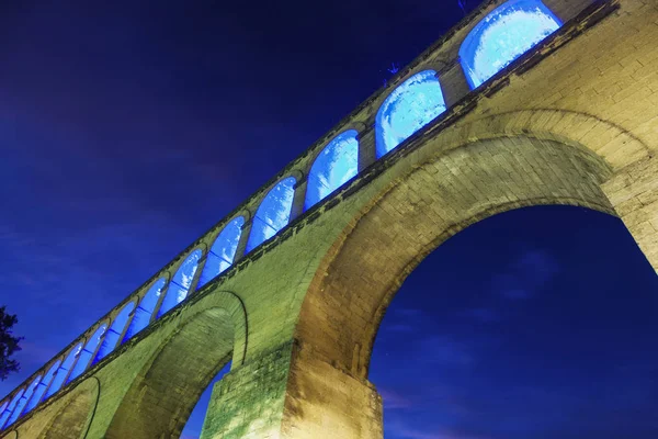 Svatý Klement akvadukt v Montpellier — Stock fotografie
