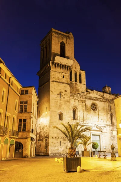 Notre-Dame-et-Saint-Castor Cathedral in Nimes — ストック写真