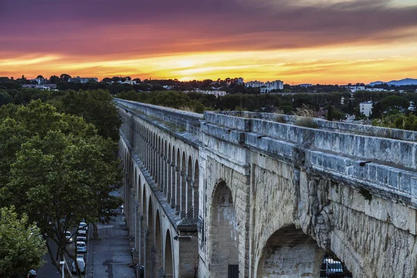 モンペリエの聖クレメント水道橋 — ストック写真