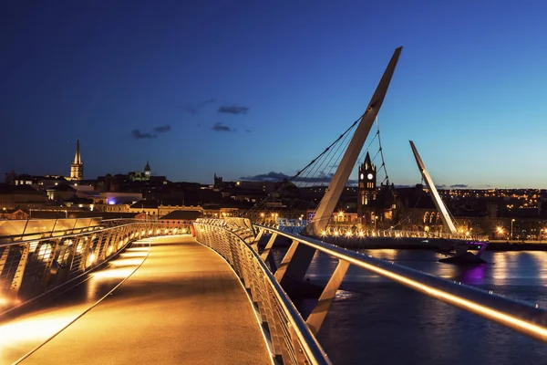 Pont de la Paix à Derry — Photo