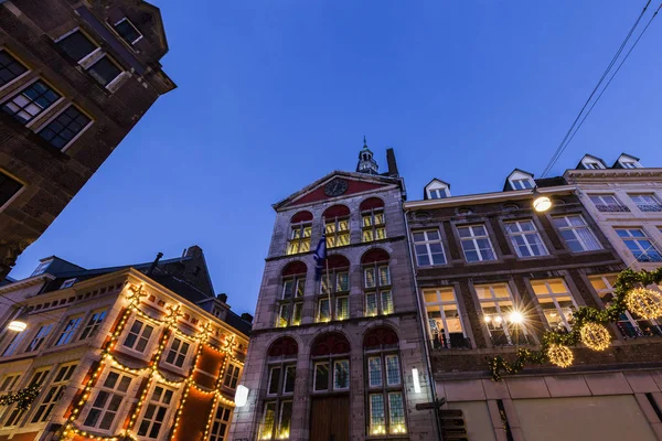 Dinghuis - oude gerechtsgebouw in Maastricht — Stockfoto