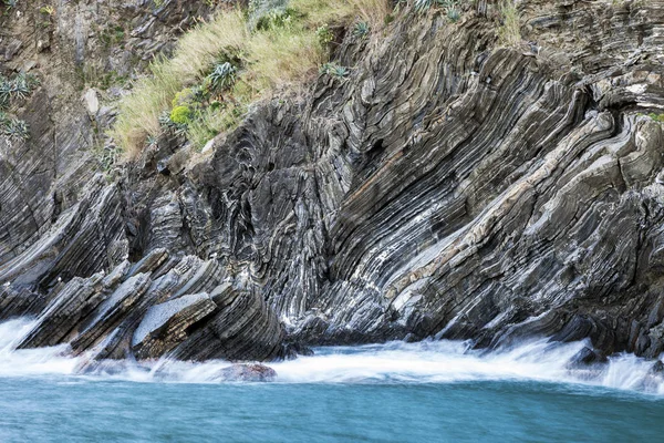 Formations rocheuses dans la région de Vernazza — Photo
