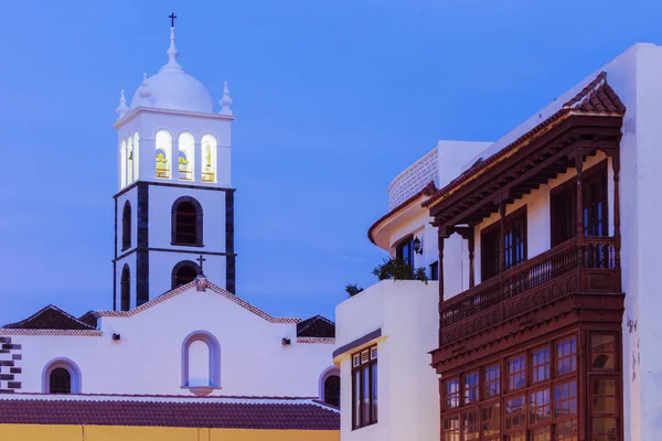 Santa Ana kyrkan i Garachico vid solnedgången — Stockfoto