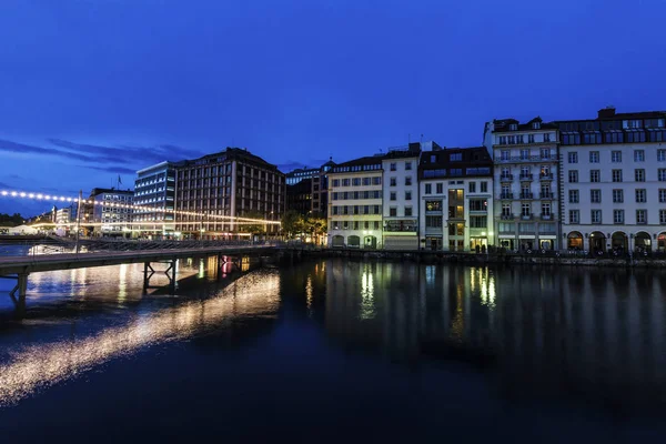 Panorama de Ginebra por la noche —  Fotos de Stock