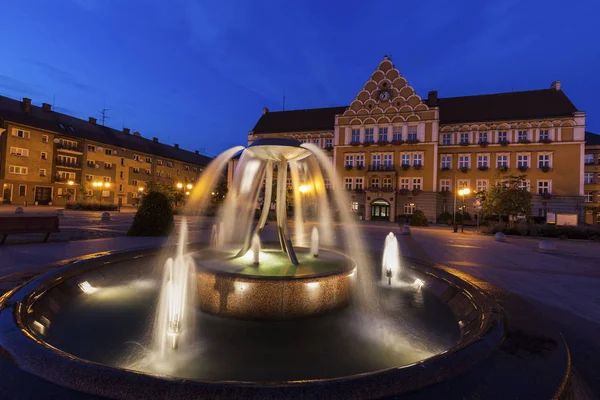 Rathaus am Hauptplatz in Cesky tesin — Stockfoto