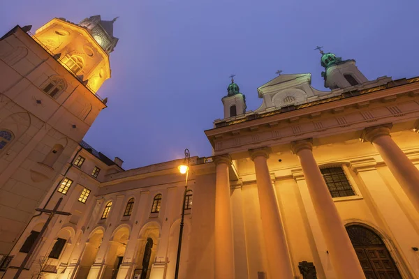 Tour Trynitarska et cathédrale Saint-Jean-Baptiste de Lublin — Photo