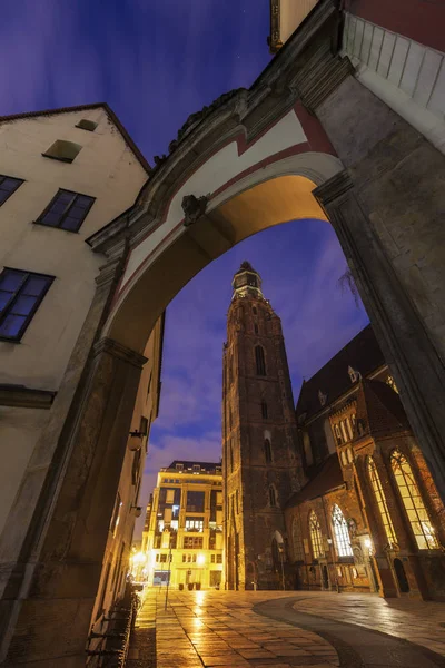 St. Elisabeth Kerk in Wroclaw — Stockfoto