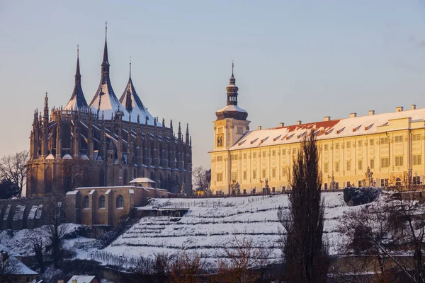 Jesuit College and St. Barbara's Church in Kutna Hora — Stock Photo, Image