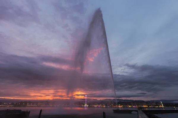 Jet d'Eau v Ženevě — Stock fotografie