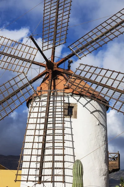 大加那利亚的风车 — 图库照片