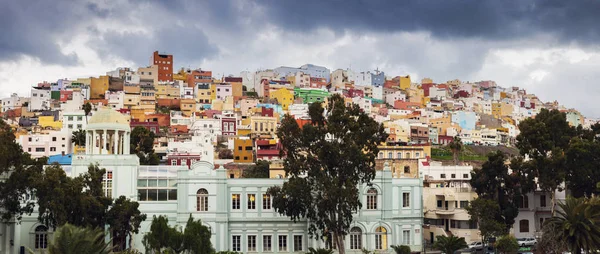 Arquitetura colorida de Barrio San Juan em Las Palmas — Fotografia de Stock