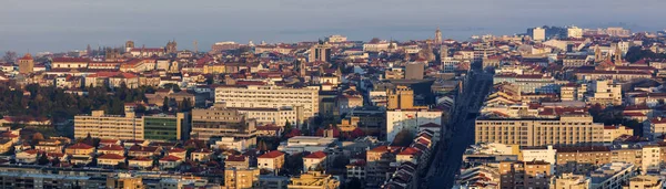 Panorama de Braga ao nascer do sol — Fotografia de Stock