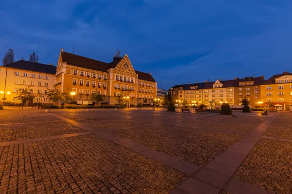 Rådhuset på stora torget i Cesky Tesin — Stockfoto