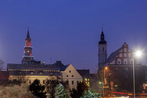 Vieille ville d'Opole vue sous la pluie — Photo