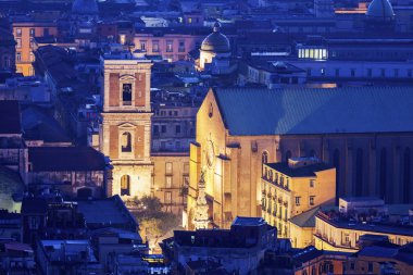 Santa Chiara Napoli'de Bazilikası