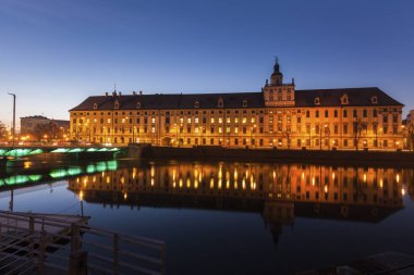 Wroclaw Üniversitesi köprüler