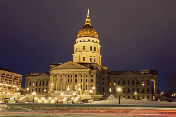 Topeka, Kansas - ingang van State Capitol Building — Stockfoto