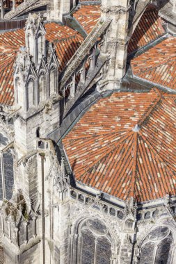 Bordeaux 'daki Place Pey-Berland' daki Saint Andre Katedrali 