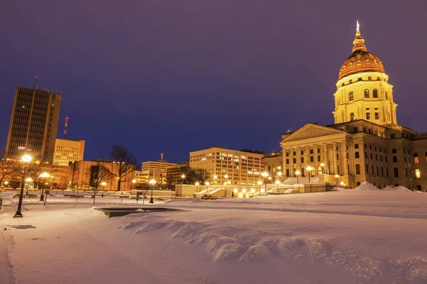 Topeka, Kansas - entrance to State Capitol Building — Stock Photo, Image