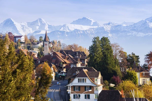 Ausblick auf Hilterfingen — Stockfoto