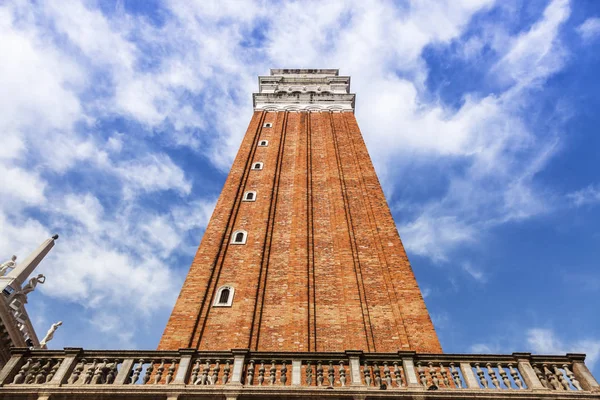 Campanile San Marcos en Venecia — Foto de Stock