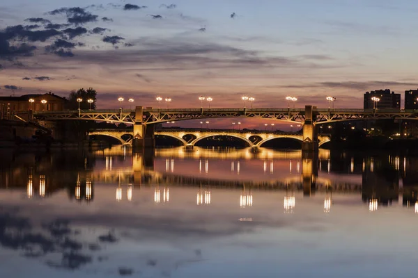 Saint Pierre a Katalánci mosty v Toulouse — Stock fotografie