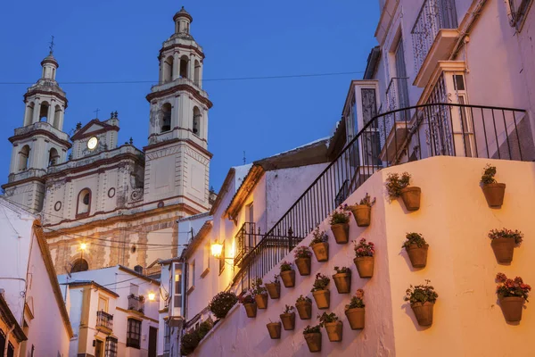 bizim hanımı cisimleşmiş hali içinde olvera'nın bucak