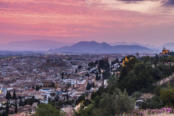 Gün batımında Granada Panorama