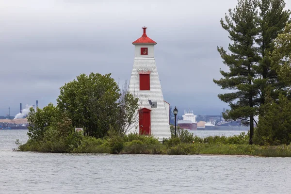 Lighthouse by Lake Huron in Ontario — Stock Photo, Image