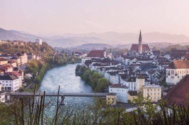 Gün batımında Steyr Panorama