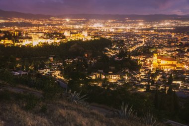 Gün batımında Granada Panorama